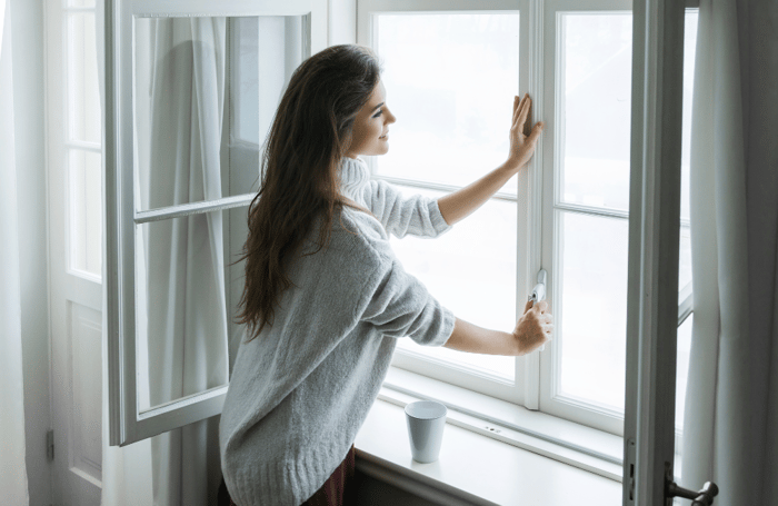 checking-window-seal