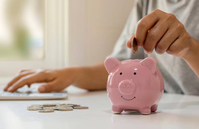 saving-money