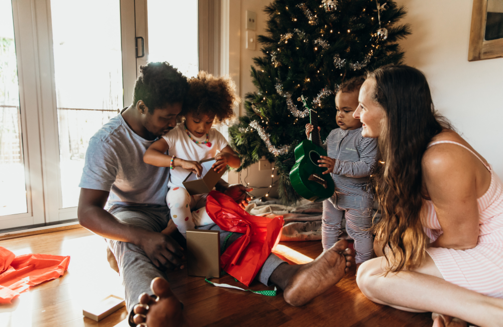How to Deliver a Standout Resident Experience This Holiday Season (Without Blowing Your Budget)