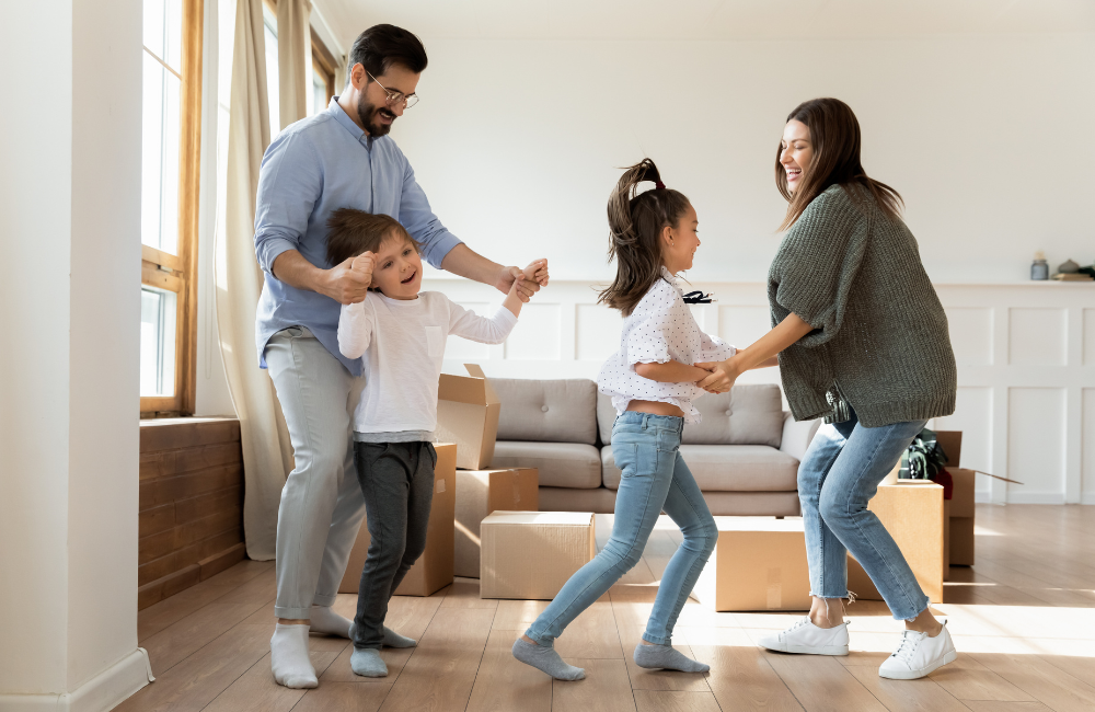 DIY vs. Turnkey Resident Benefits Packages: Which Is Right for You?